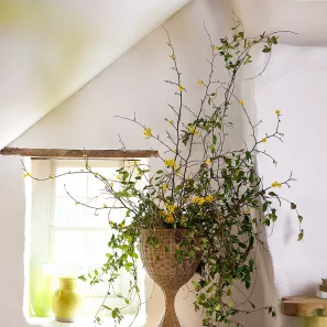 Rattan Standing Urn Planter